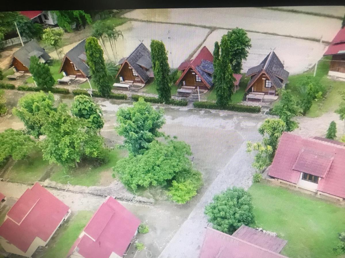 Mae Chaem Hotel And Resort 外观 照片