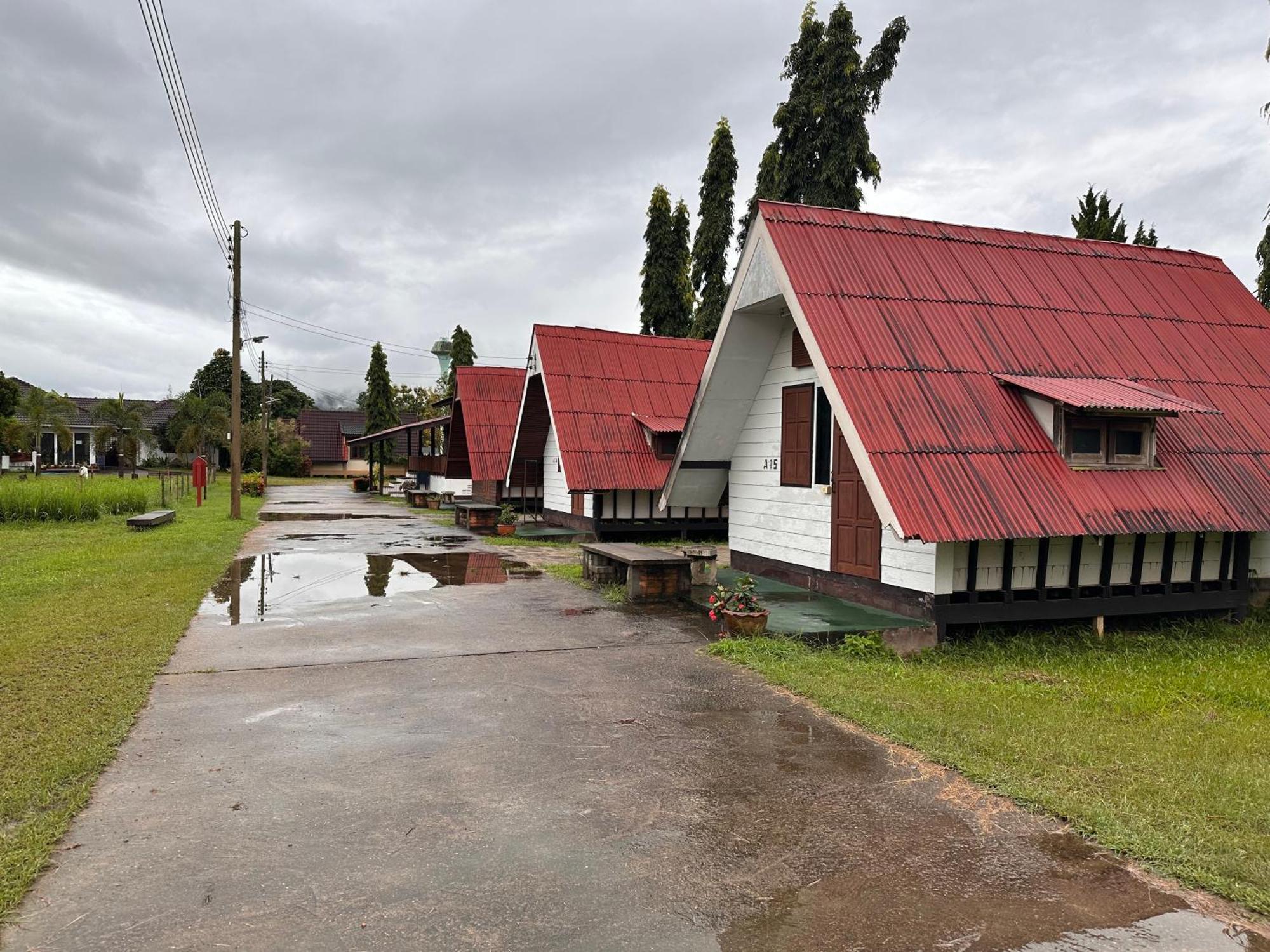 Mae Chaem Hotel And Resort 外观 照片