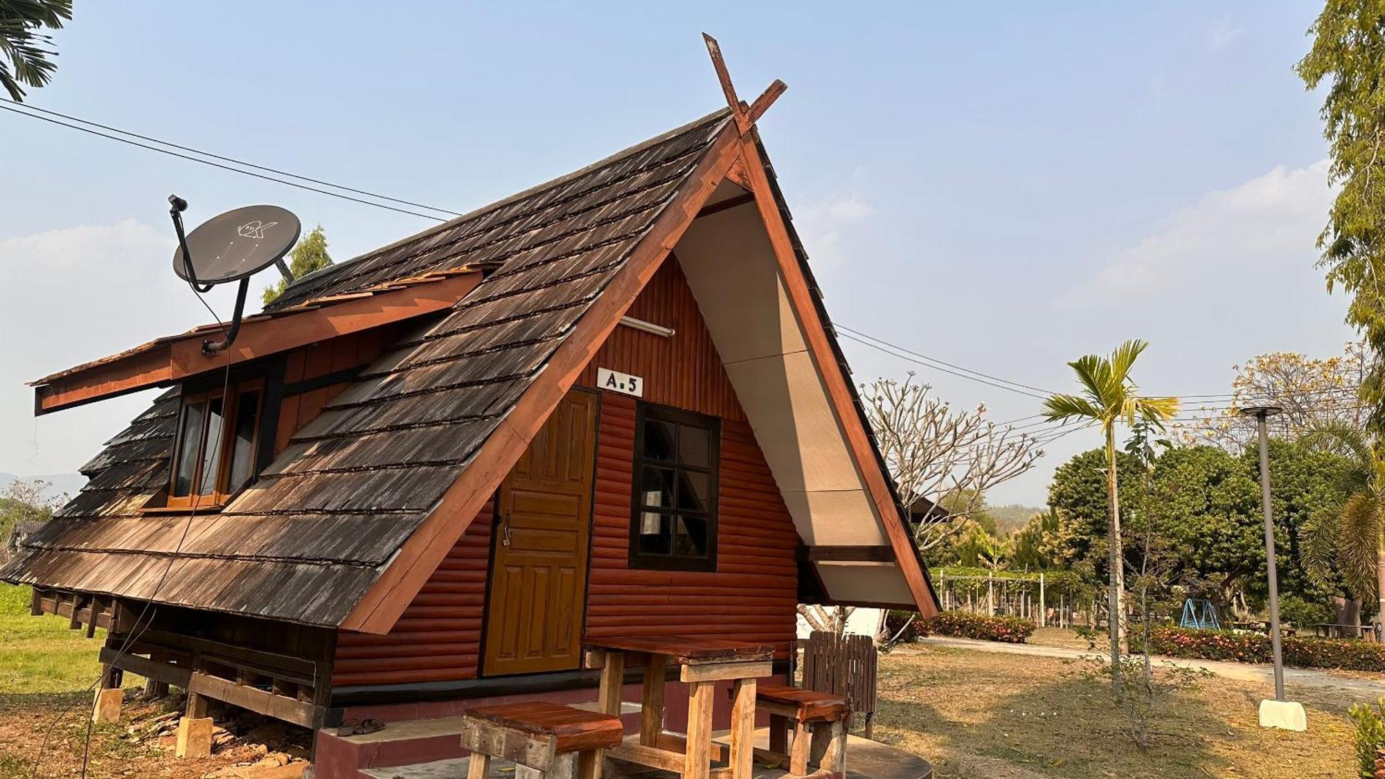 Mae Chaem Hotel And Resort 外观 照片