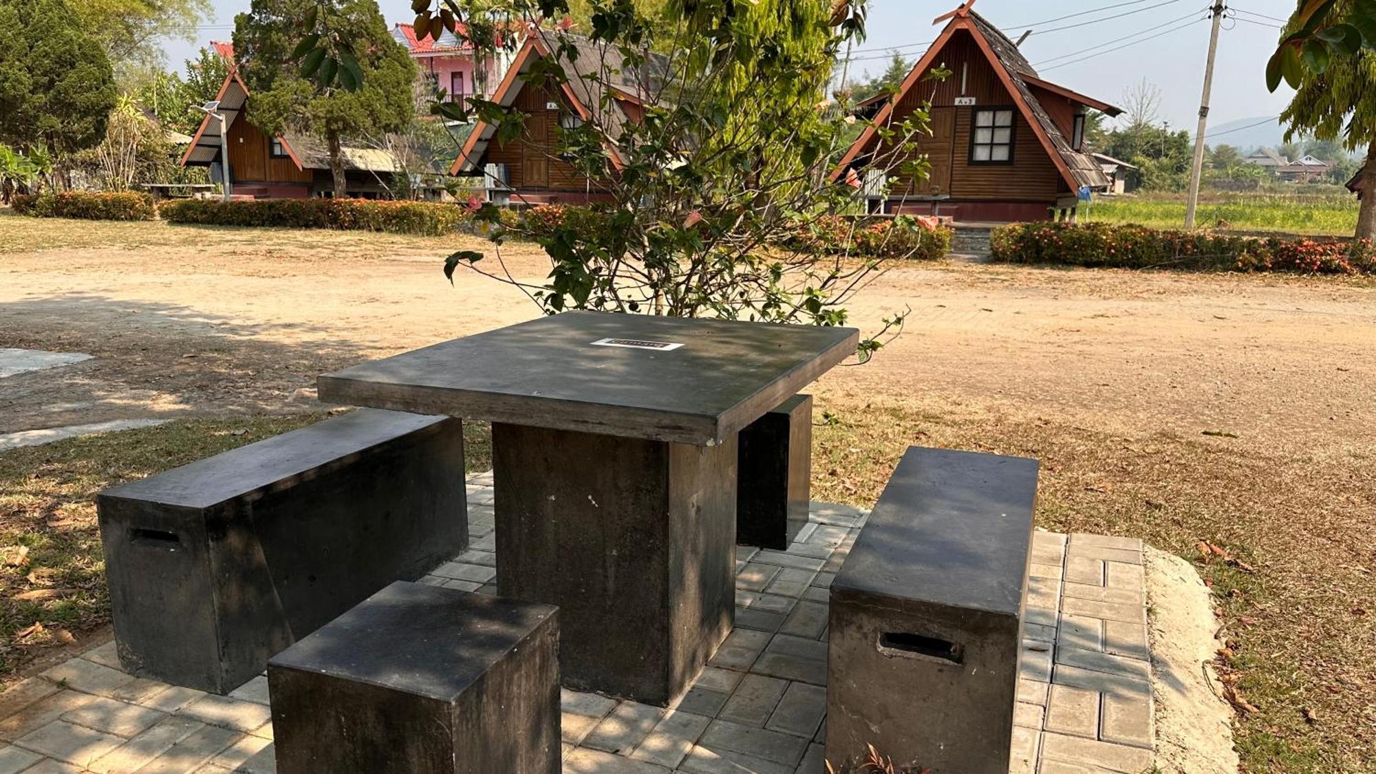 Mae Chaem Hotel And Resort 外观 照片